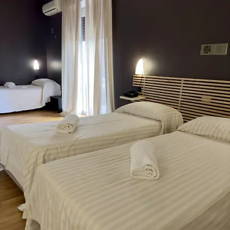 Quadrifoglio Hotel *