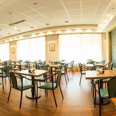 Quadrifoglio Hotell